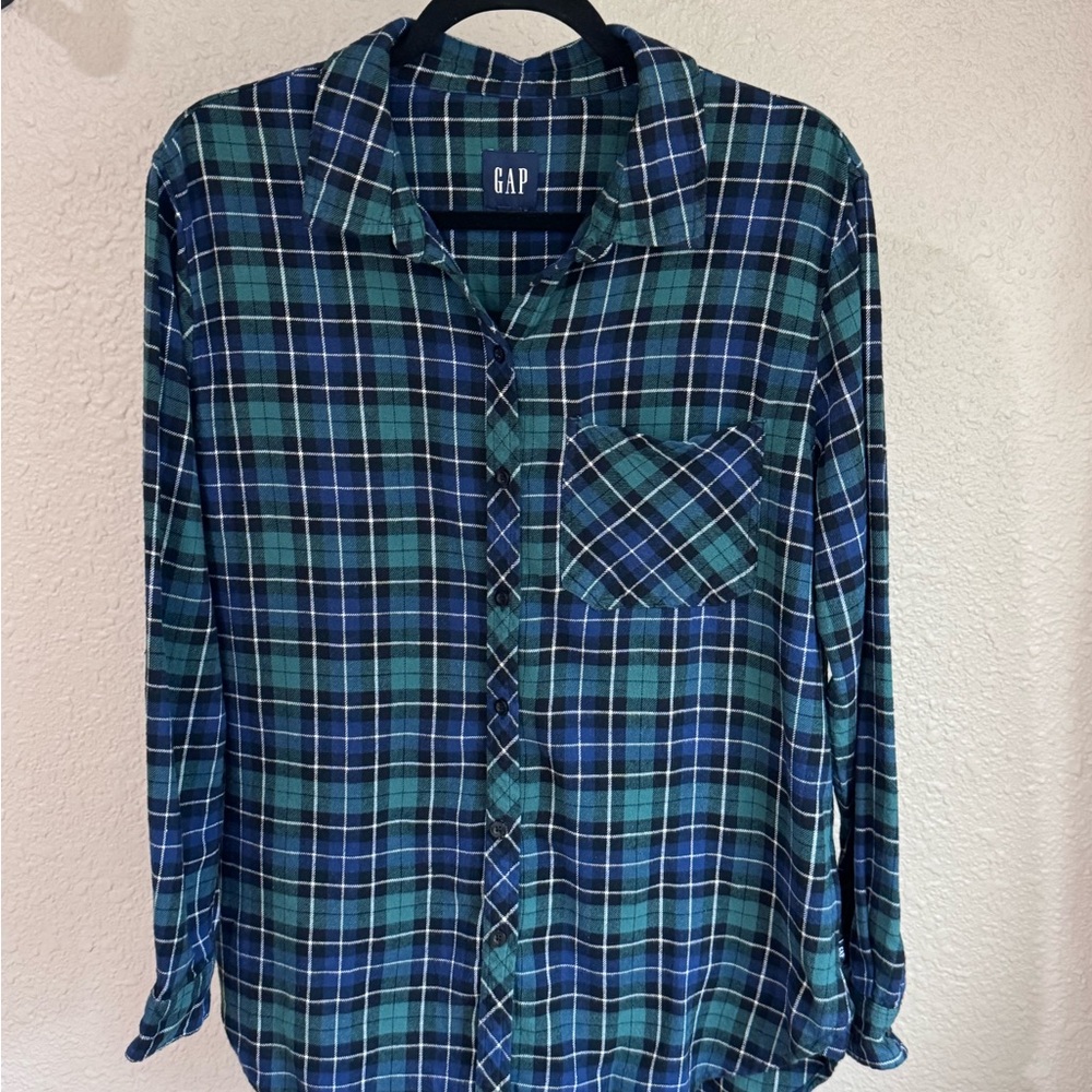 GAP Ladies Boyfriend Blue Plaid Shirt, Large